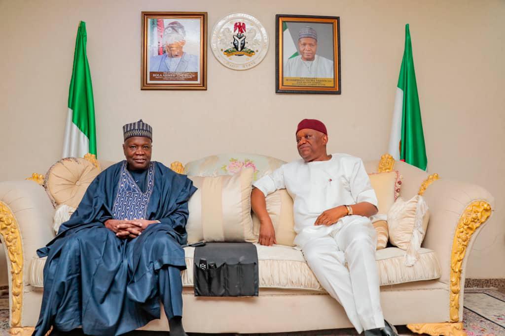 BREAKING :Gombe Governor Inuwa Yahaya Receives Senator Orji Kalu at Government House Ahead of Honorary Award