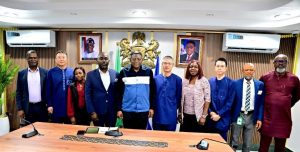 Governor Otu with the HOLCIM Group delegation 